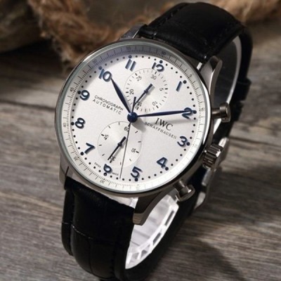 IWC 포르투기즈 크로노그래프 쿼츠