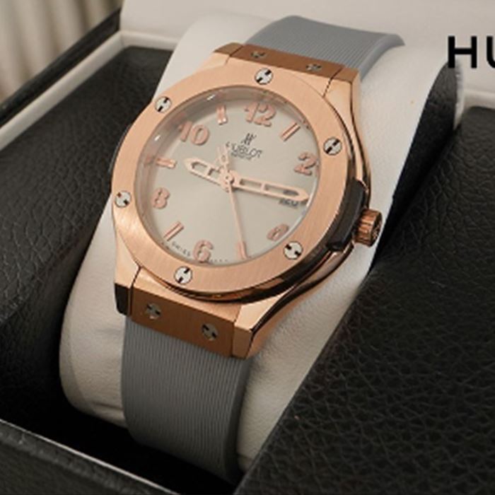 위블로 레플리카 시계 [HUBLOT] 위블로 여성 클래식 퓨전 킹 골드 에디션